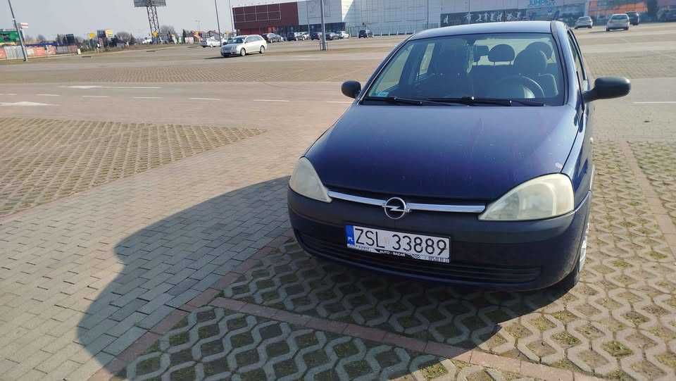Opel Corsa C 1.0 benzyna