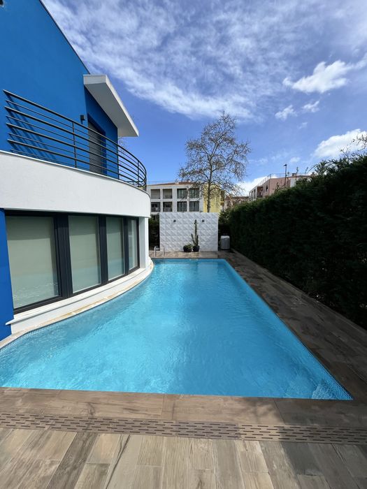 Manutenção e limpeza de piscinas e spas