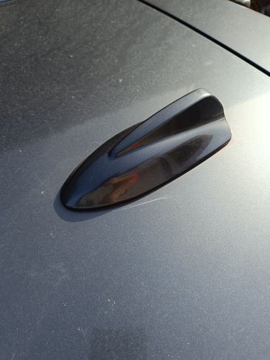 Barbatana com Antena para Automóveis