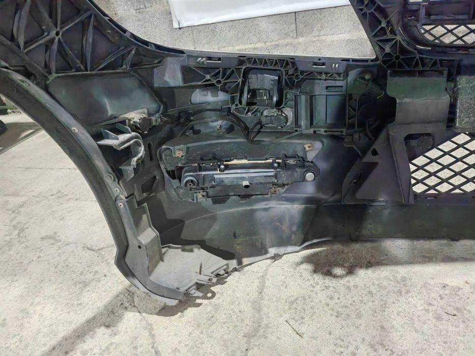 Para-choques frente Mercedes AMG Class C W204 facelift