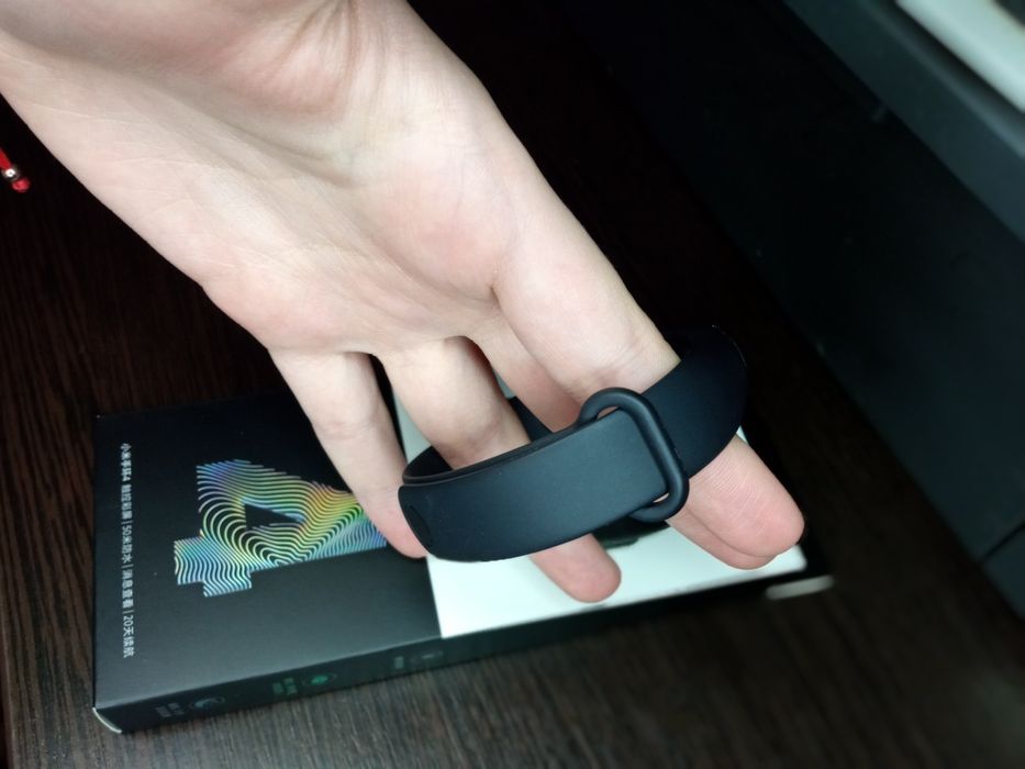 Xiaomi Mi Smart Band 4 (оригинал)