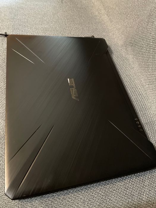 ASUS TUF Gaming i5-9300H / GTX 1650