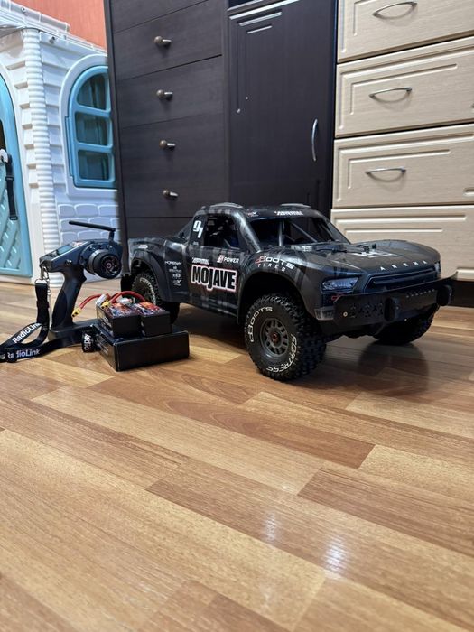 Arrma Mojave EXB 1/7 RC радіокеровані Traxxas Losi HPI Машина