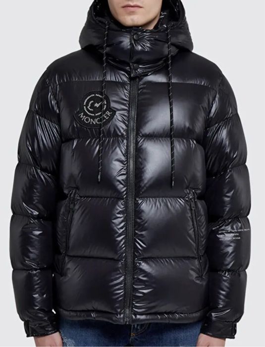 Пухова куртка Moncler World of Moncler L-XL: 3 499 грн. - Пуховики