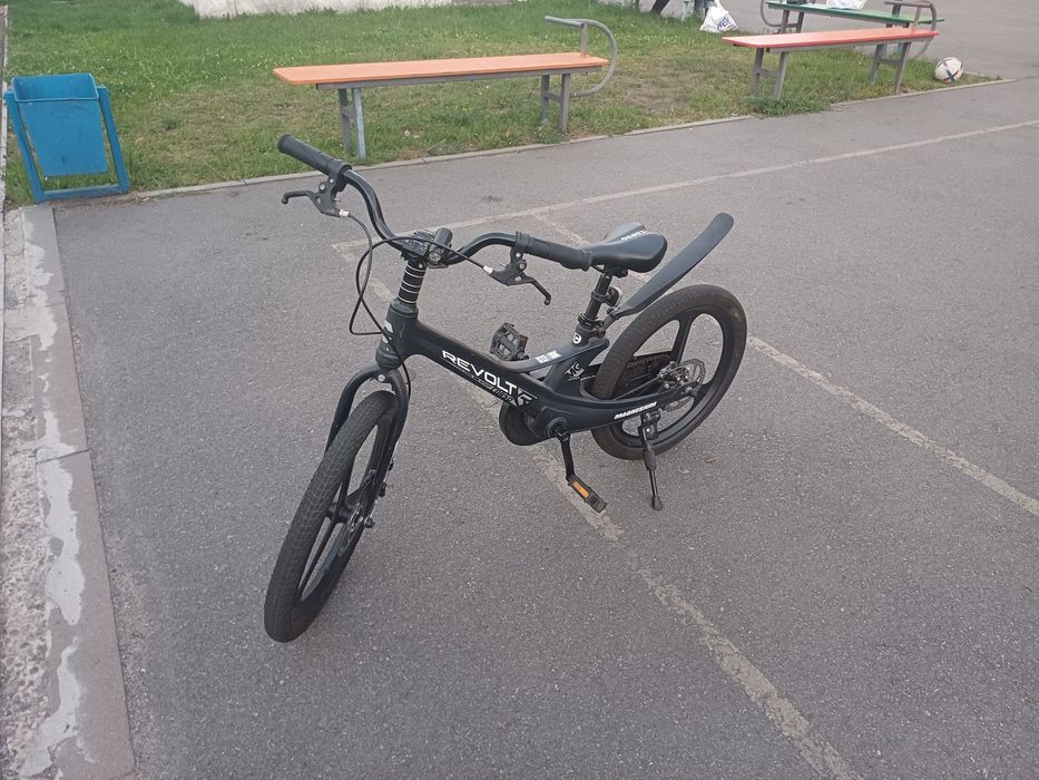 Детский велосипед на 18 колесах ездил всего год