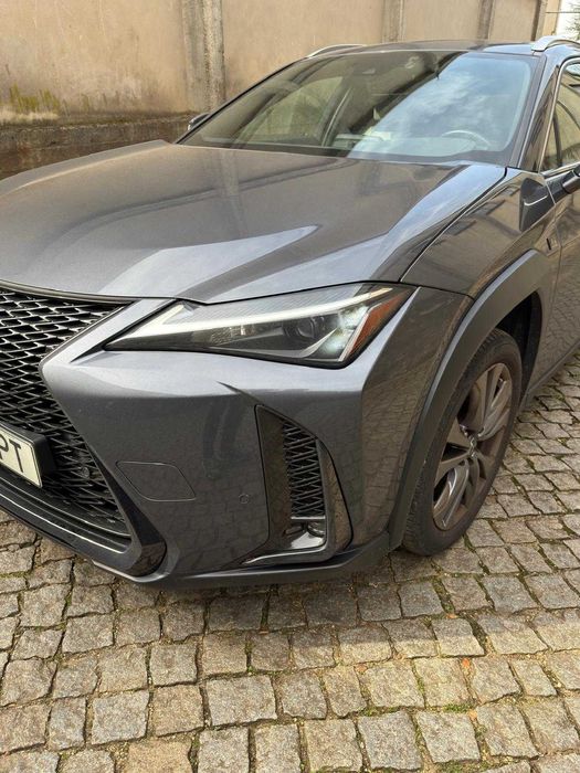 Lexus UX 250h F Sport