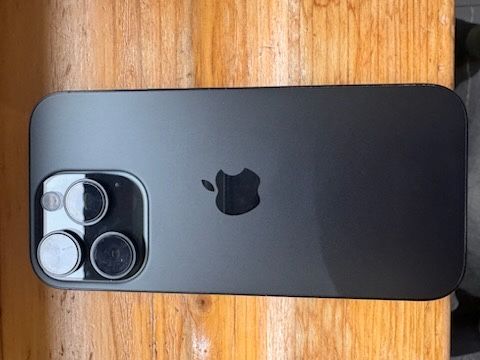 Iphone 16 pro 128 gb Black Tytanium Dual sim.