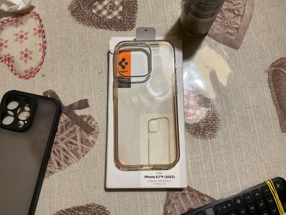 iphone 15 , 15 pro  spigen оригінал стан ідіал i iphone 16 pro ц за 2