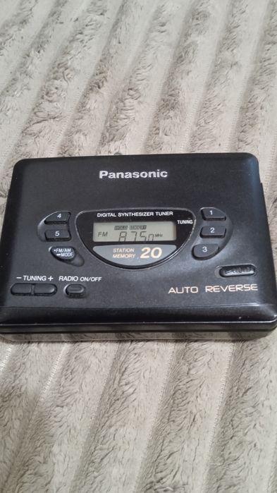 Плеер касетный  Panasonic RQ-V186 рабочий