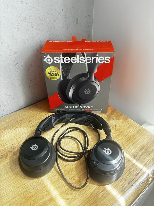Sluchawki steelseries arctis nova 1