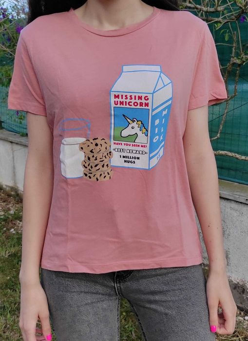 Camisolas e t-shirts da Stradivarius, Mango, Bershka