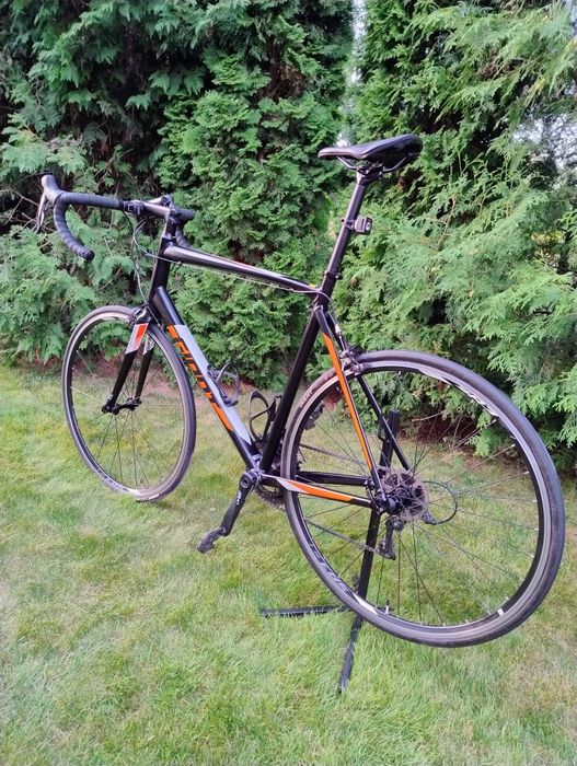 Rower szosowy Giant Contend 2 rozm. XL