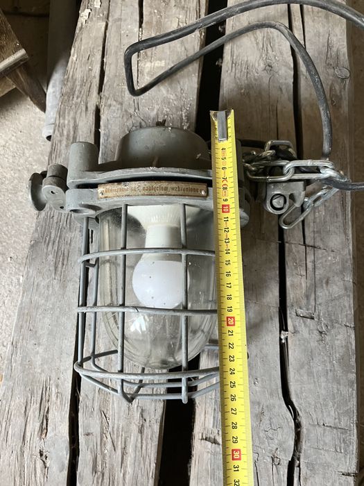 Lampa przemysłowa industrial