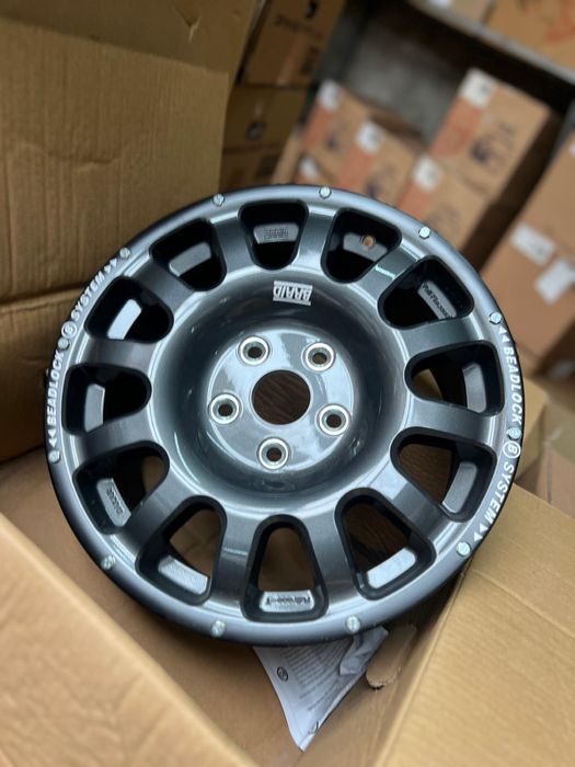 Jantes 16 Braid beadlock vw Caravelle 5x112