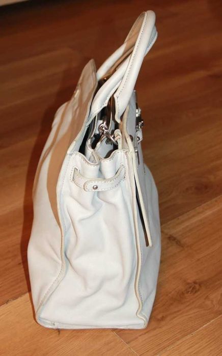 guess skora skórzana torebka kuferek koszyk