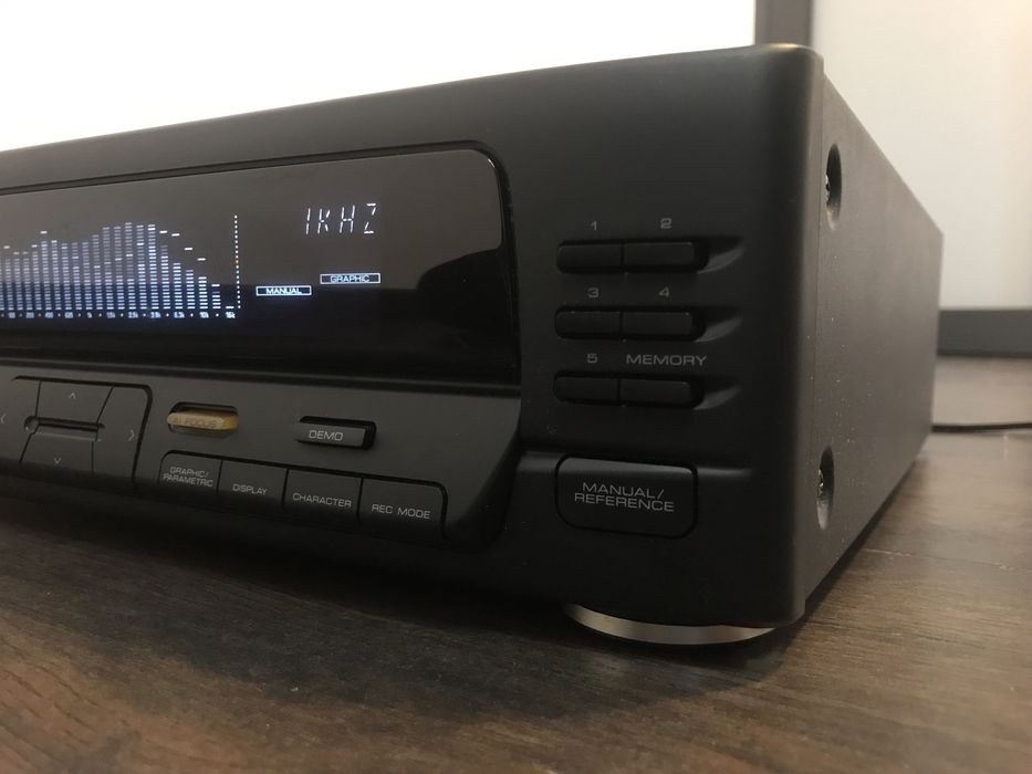 Korektor equalizer Kenwood rozmiar Midi