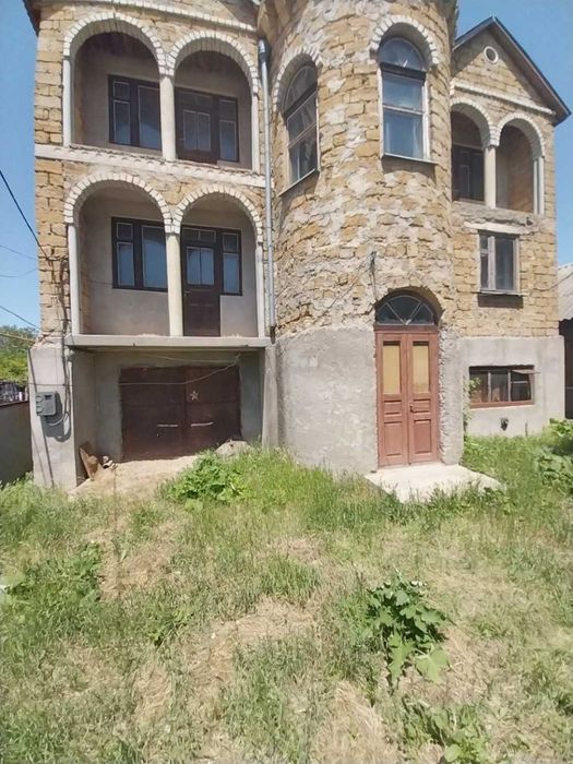 В продаже дом в центре Березовки!