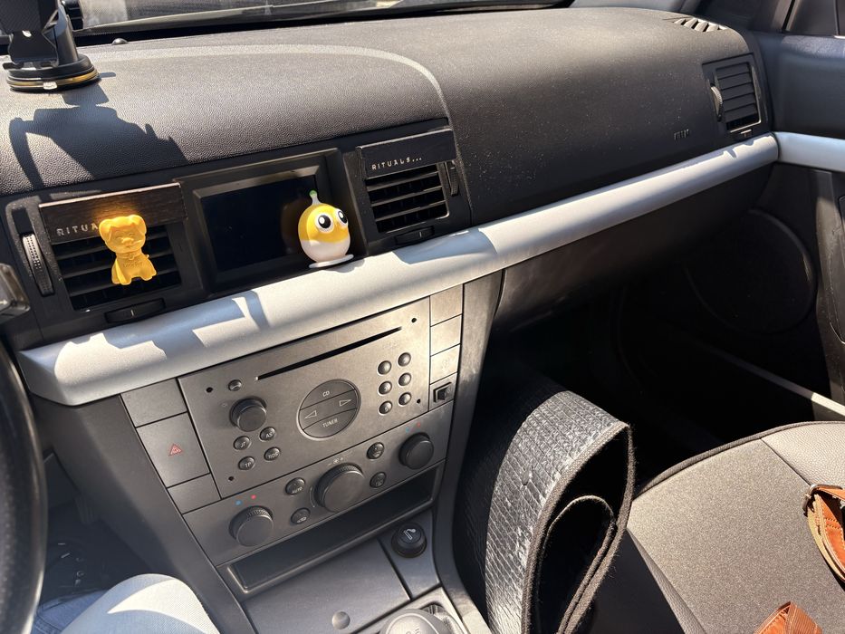 Opel Vectra — fotografia 8