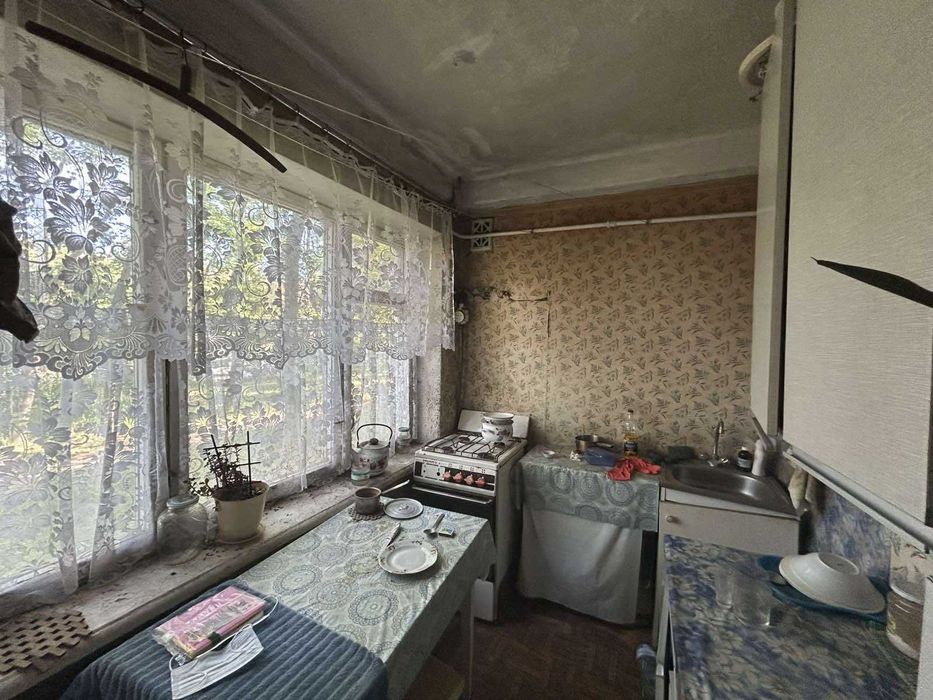 Продам 2-ух комнатную квартиру на Нивках, ул. Щербаковского,61.