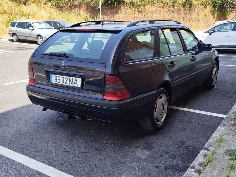 *** RESERVADA***    Mercedes C220 SW - 1998