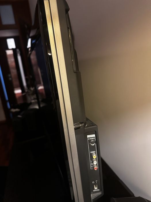 Telewizor w pelni sprawny