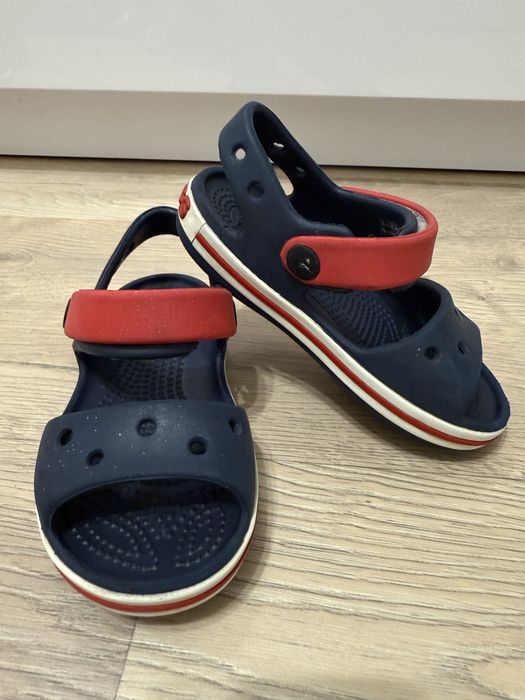 Crocs босоніжки С7 (стопа 14 см) розмір 24