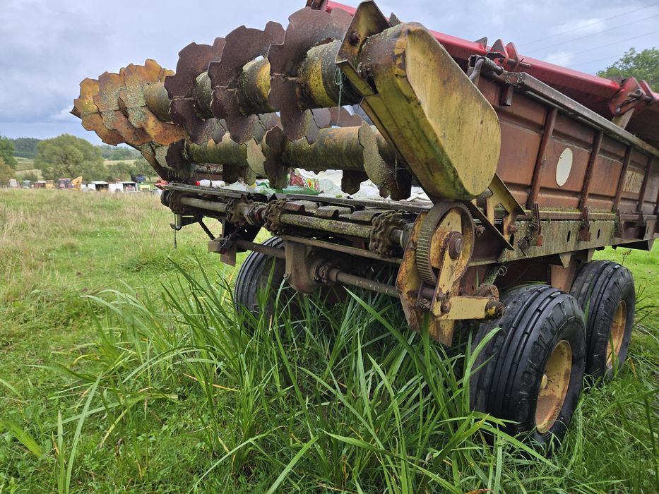 Belarus - Agroma T-7 Rozrzutnik obornika 7000kg