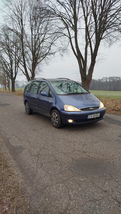 Ford Galaxy 2005 , jeździ na obu paliwach