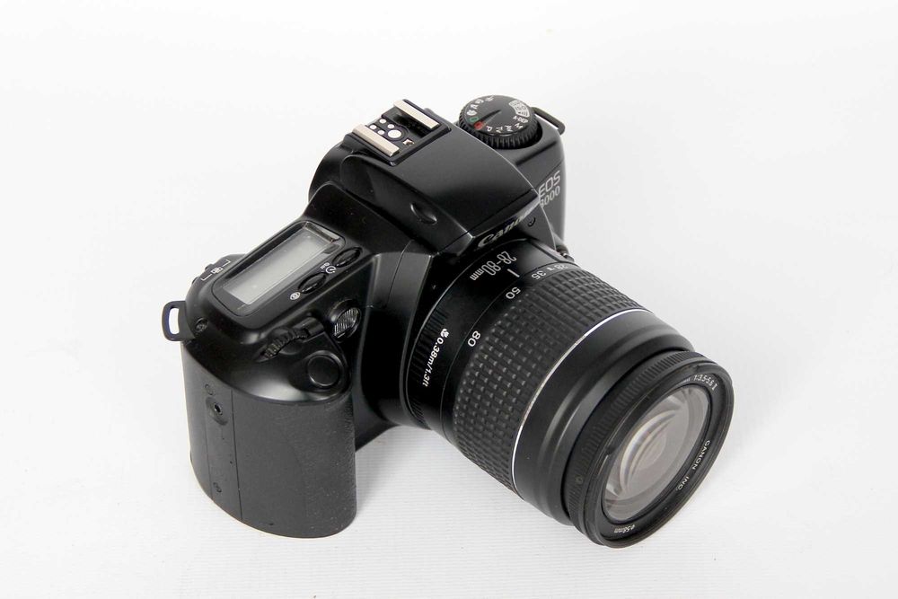Фотоапарат Canon EOS 3000