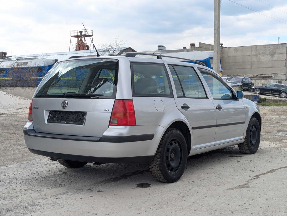 Фольцваген Гольф 4 бензин 1.6 VW Golf 4 1.6 MPI