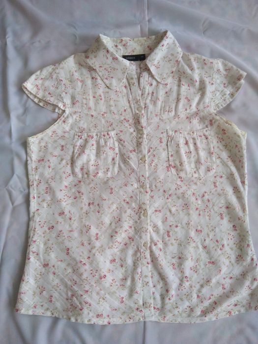 Блузки й сорочки жіночі