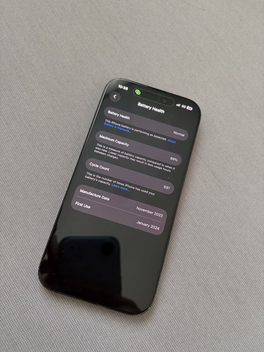 iPhone 15 Pro niebieski