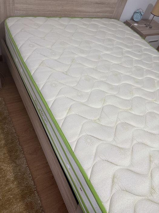 Conjunto de mobilia para quarto