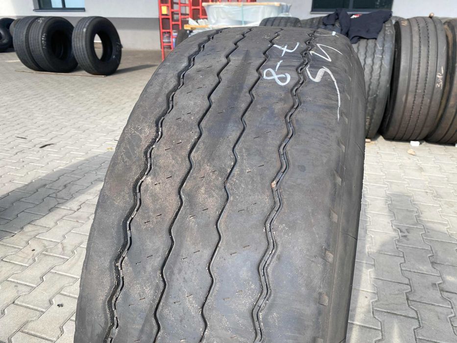 385/65R22.5 Opona PIRELLI ST:01 TRIATHLON 7-8mm Naczepa ST 01