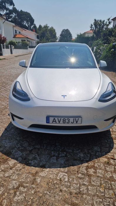 Tesla modelo Y 2022 com 57000 kms
