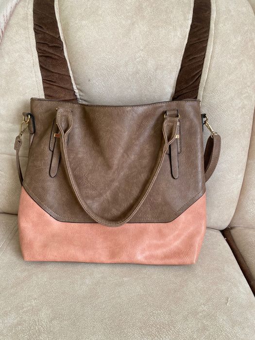 Жіноча сумка новенька