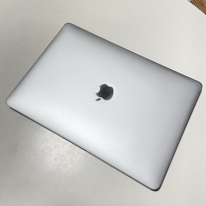 MacBook Pro 13inch, 2016, RAM 8Gb, SSD 250Gb