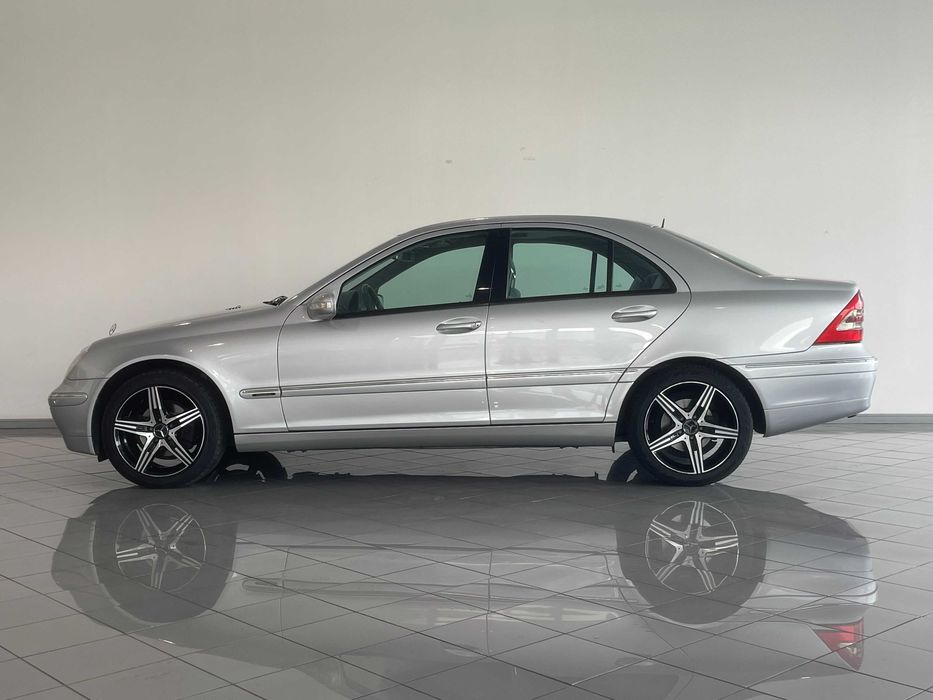 Mercedes Benz C 220 CDi Elegance Aut. — photo 2
