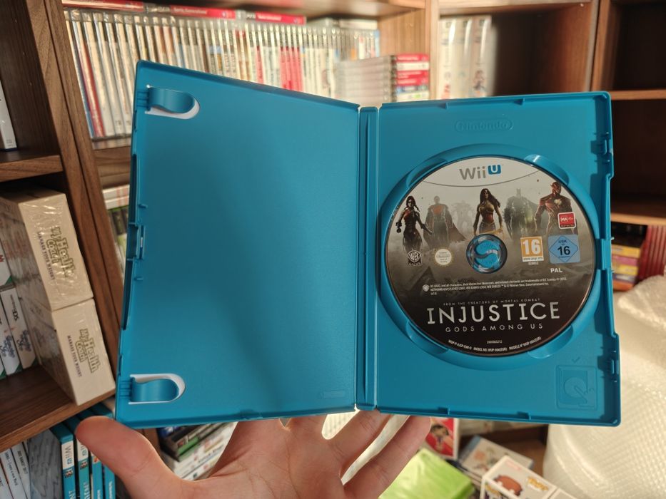 Nintendo Wii U Injustice Gods Among Us