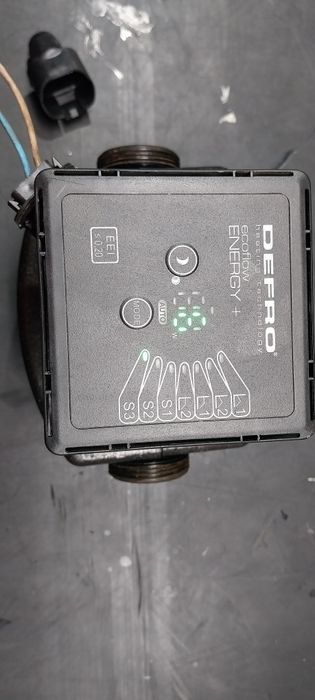 Pompka pompa cyrkulacyjna DEFRO ecoflow energy + CO pieca 100% sprawna