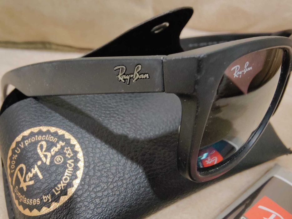 Óculos de sol Ray-ban em bom estado e originais