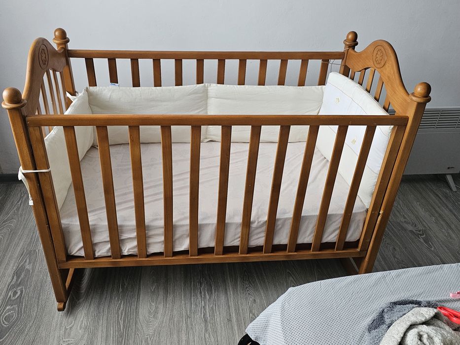 Дитяча кроватка з маятником 120/60