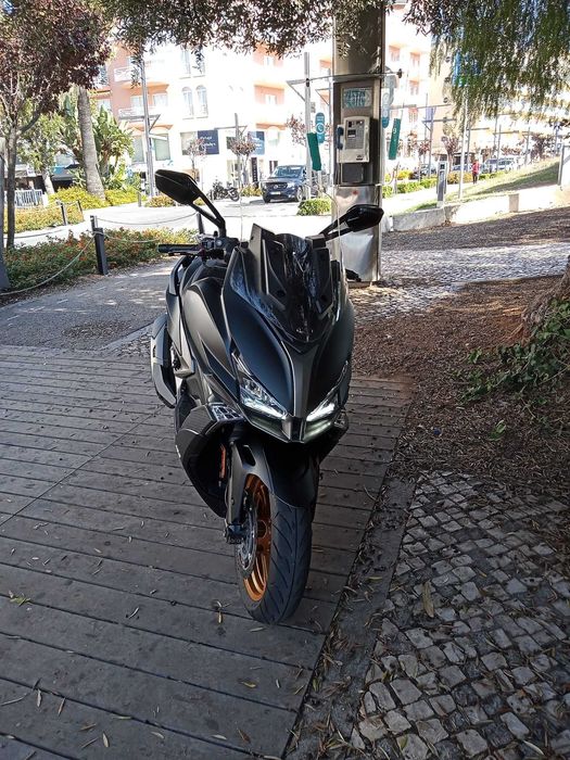 Kymco Xciting 400i como nova