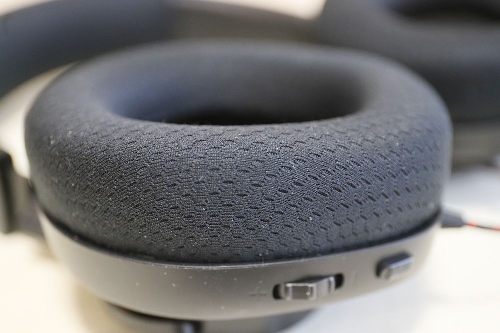 JBL   Наушники проводные