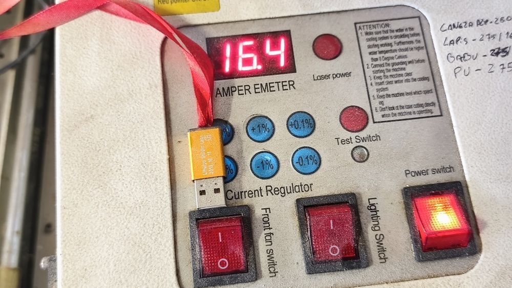 Troco máquina laser por impressora 3d