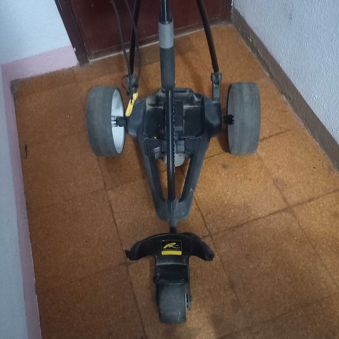 Vendo carrinho de golfe marca POWAKADDy.
