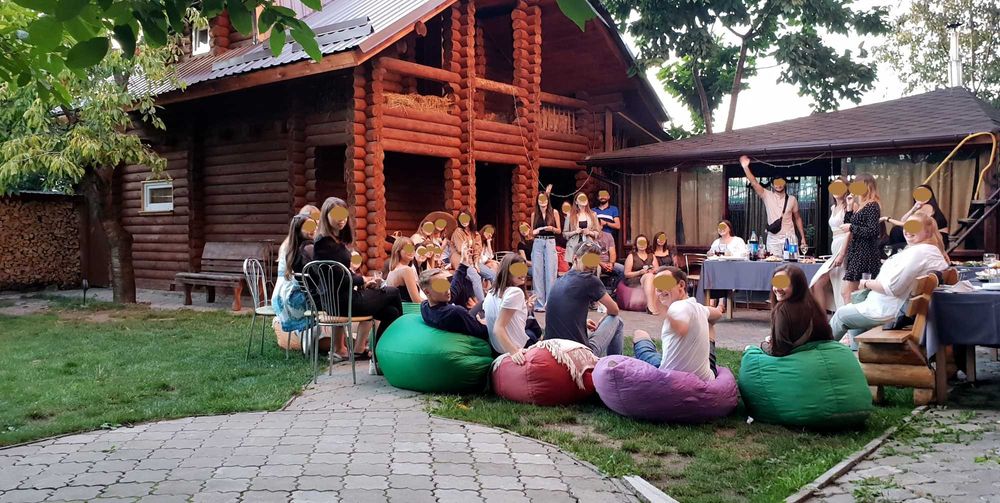 Зруб з Карпат. ЕКО дворик, бесідка, банька, чан, озерце, генератор