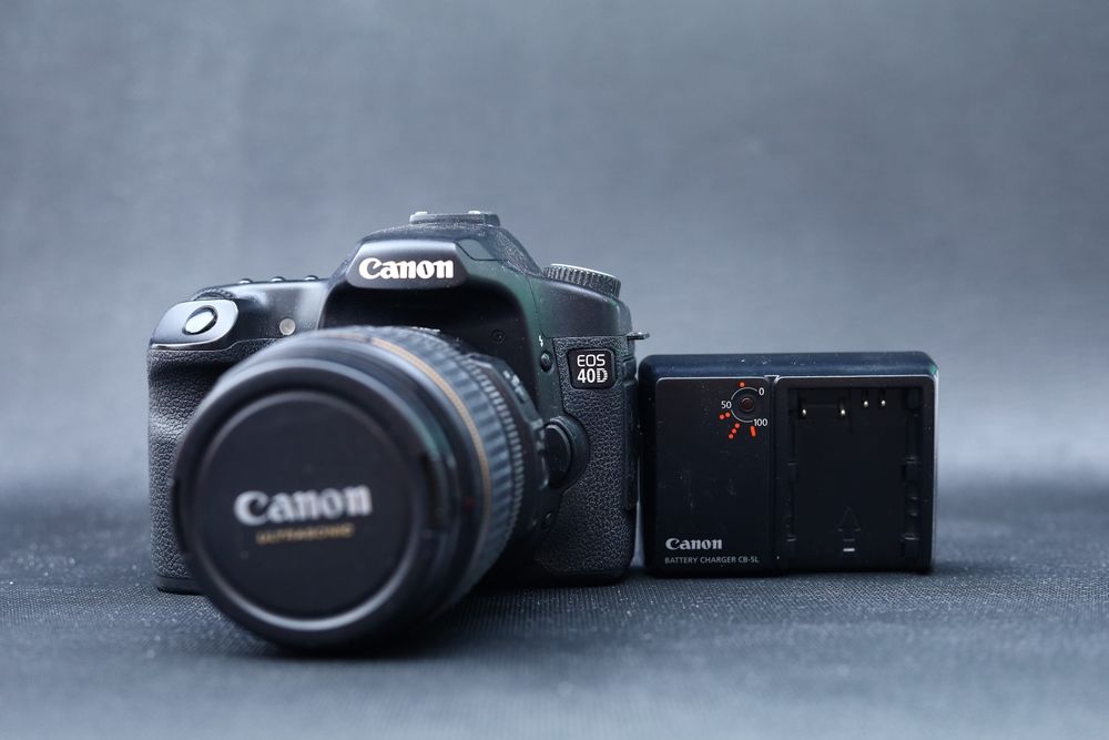 Aparat Canon EOS 40D + obiektyw 17-85mm 1:4-5.6 USM IS