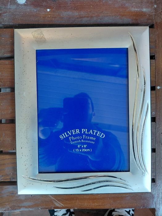 Moldura com pequenas marcas de uso 3€