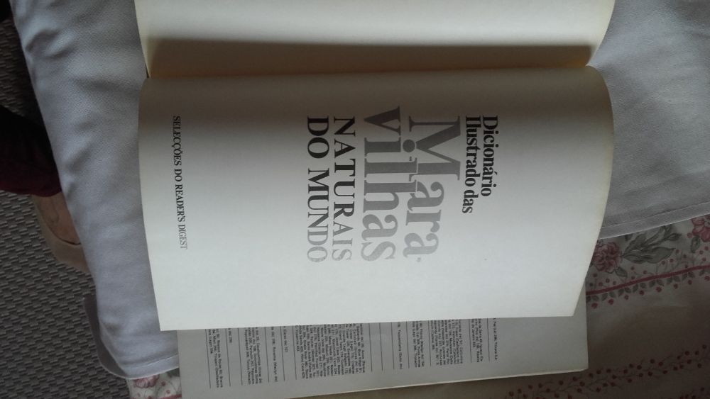 Dicionário ilustrado das Maravilhas naturais do Mundo